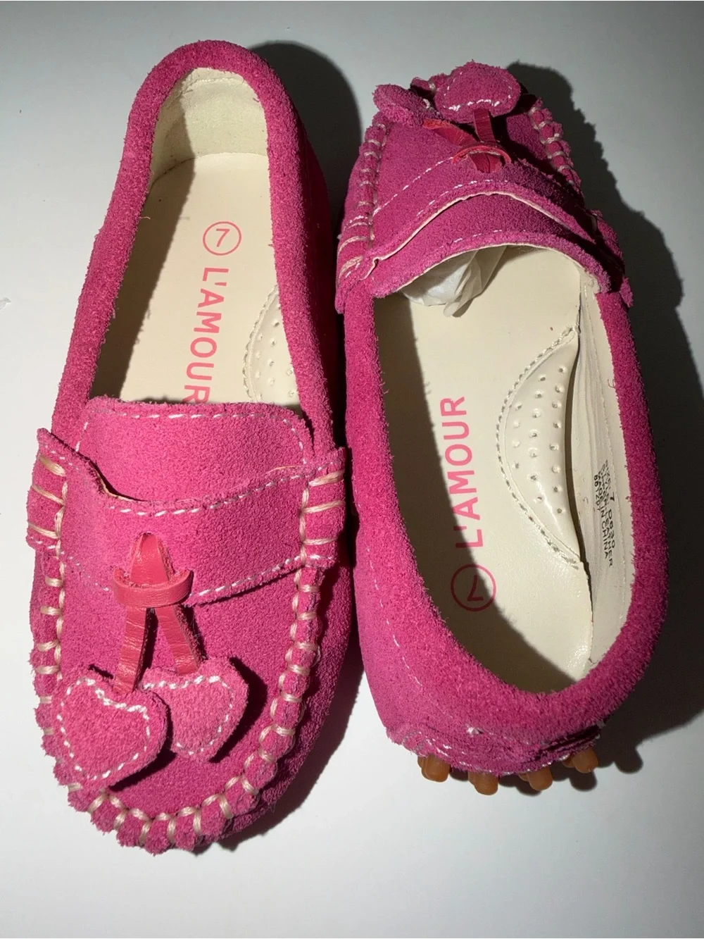 NWT L'Amour Girls Size 7 Fuchsia Suede Driving Moccasins | Heart Tassel
